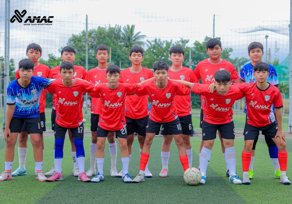 thể thao amac tài trợ áo đấu